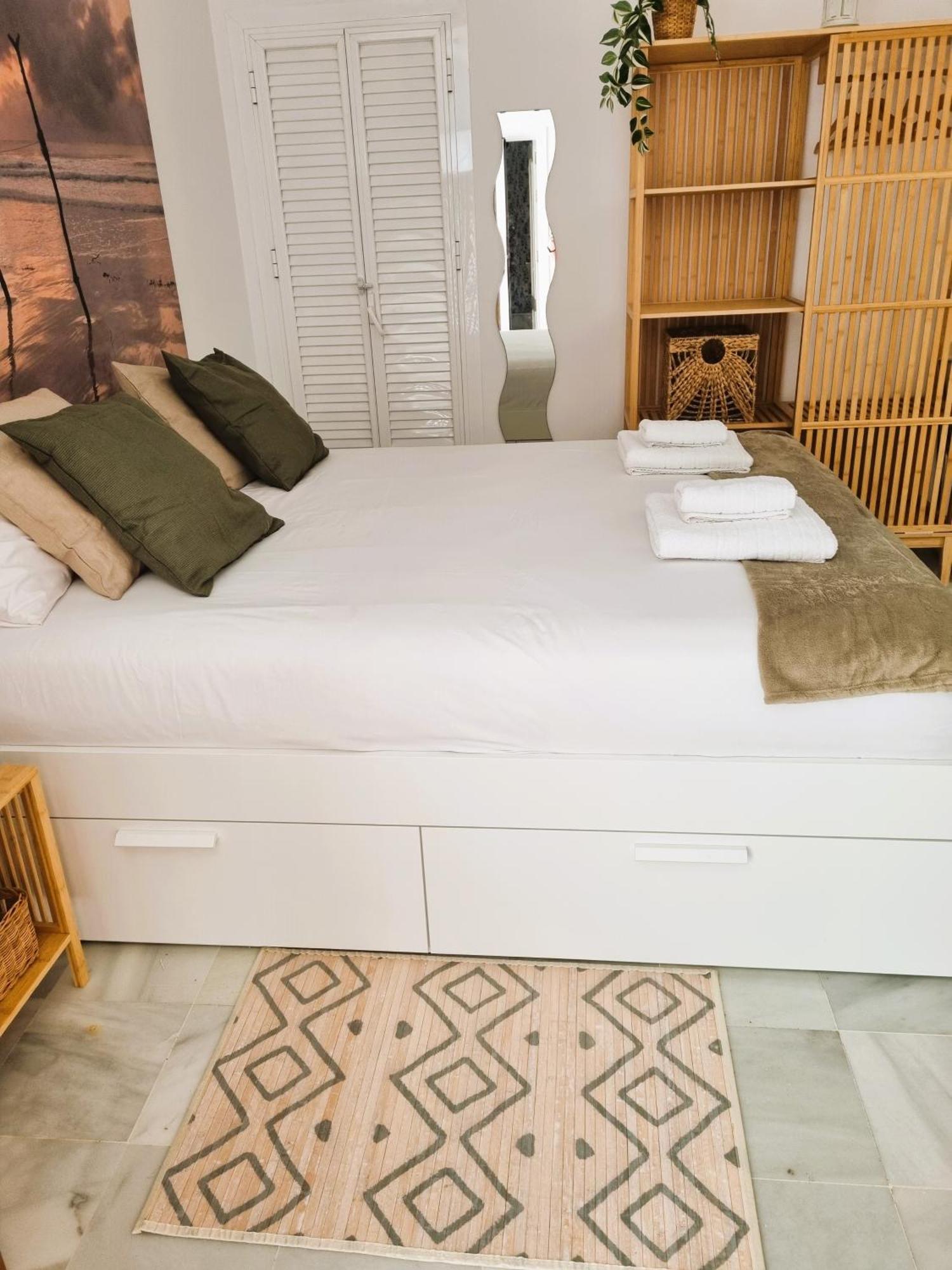 Estudio San Esteban Seville Ngoại thất bức ảnh