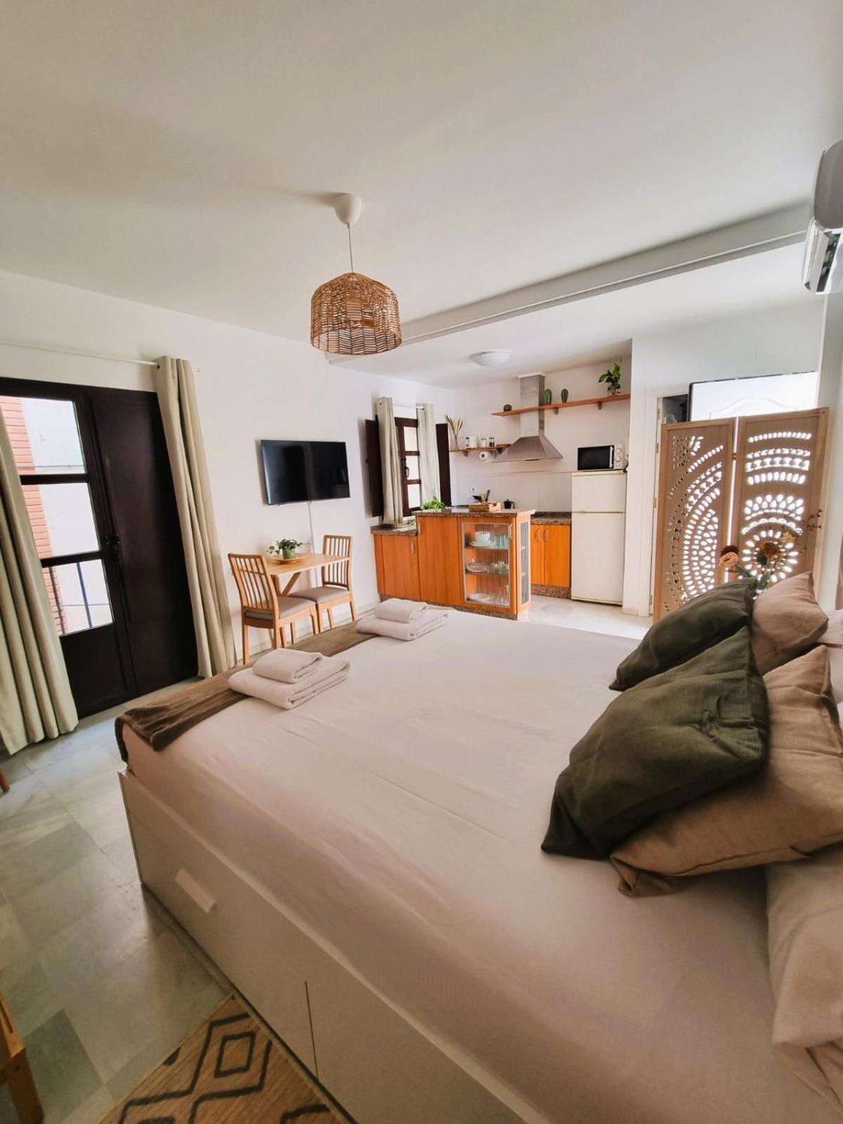 Estudio San Esteban Seville Ngoại thất bức ảnh